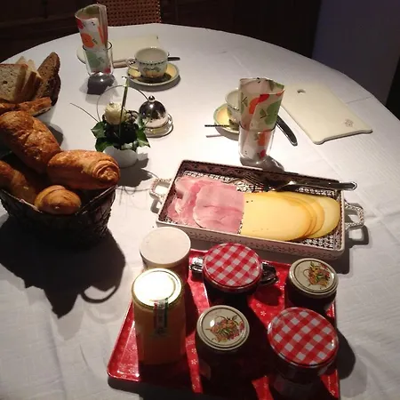 Du Bonheur فندق مبيت وإفطار *