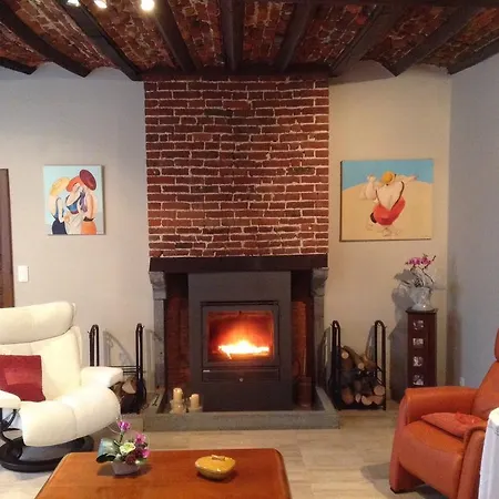 Du Bonheur فندق مبيت وإفطار Spiennes